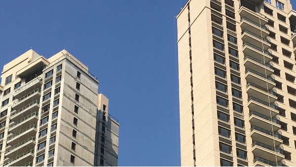 工程門窗如何實現(xiàn)規(guī)?；亩ㄖ粕a(chǎn)?樓上樓有妙招!